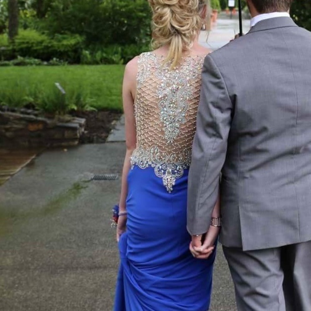 Prom dress - Picture 6 of 8